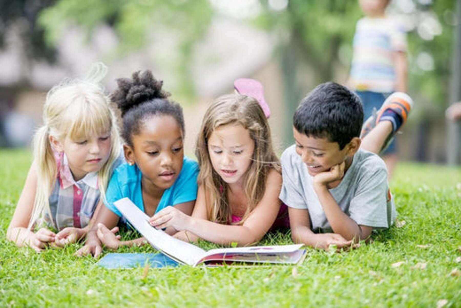 Learn how to prevent summer learning loss in kids and provide them with fun, motivating activities to foster their growth this summer.