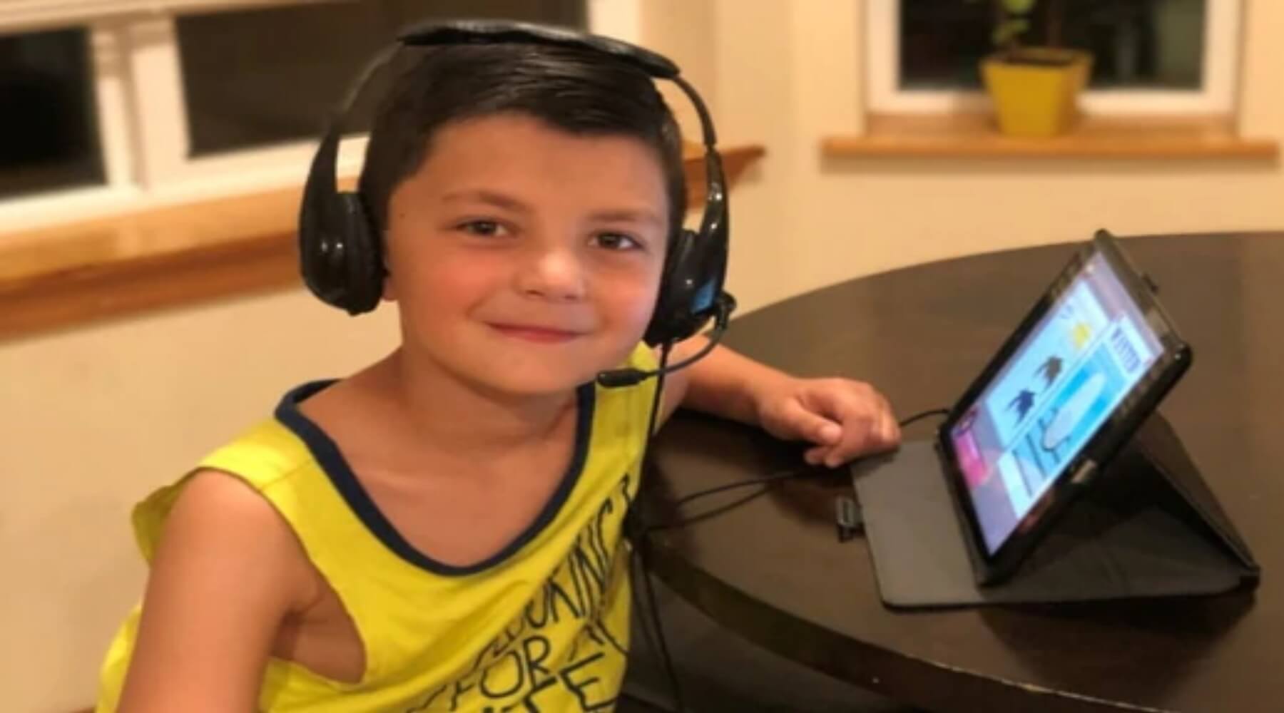 Making the most of your classroom experience starts with the right headphones. Our article discusses recent developments and features a list of top models on the market.