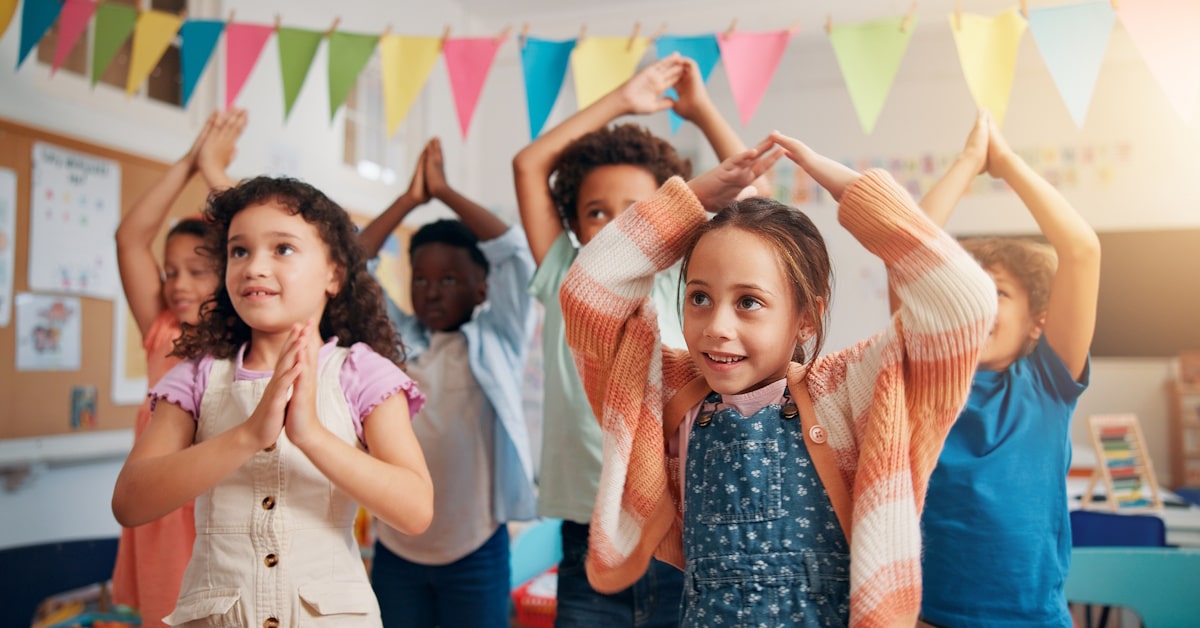 How to Enhance Focus and Learning in the Classroom with Music and Headphones
