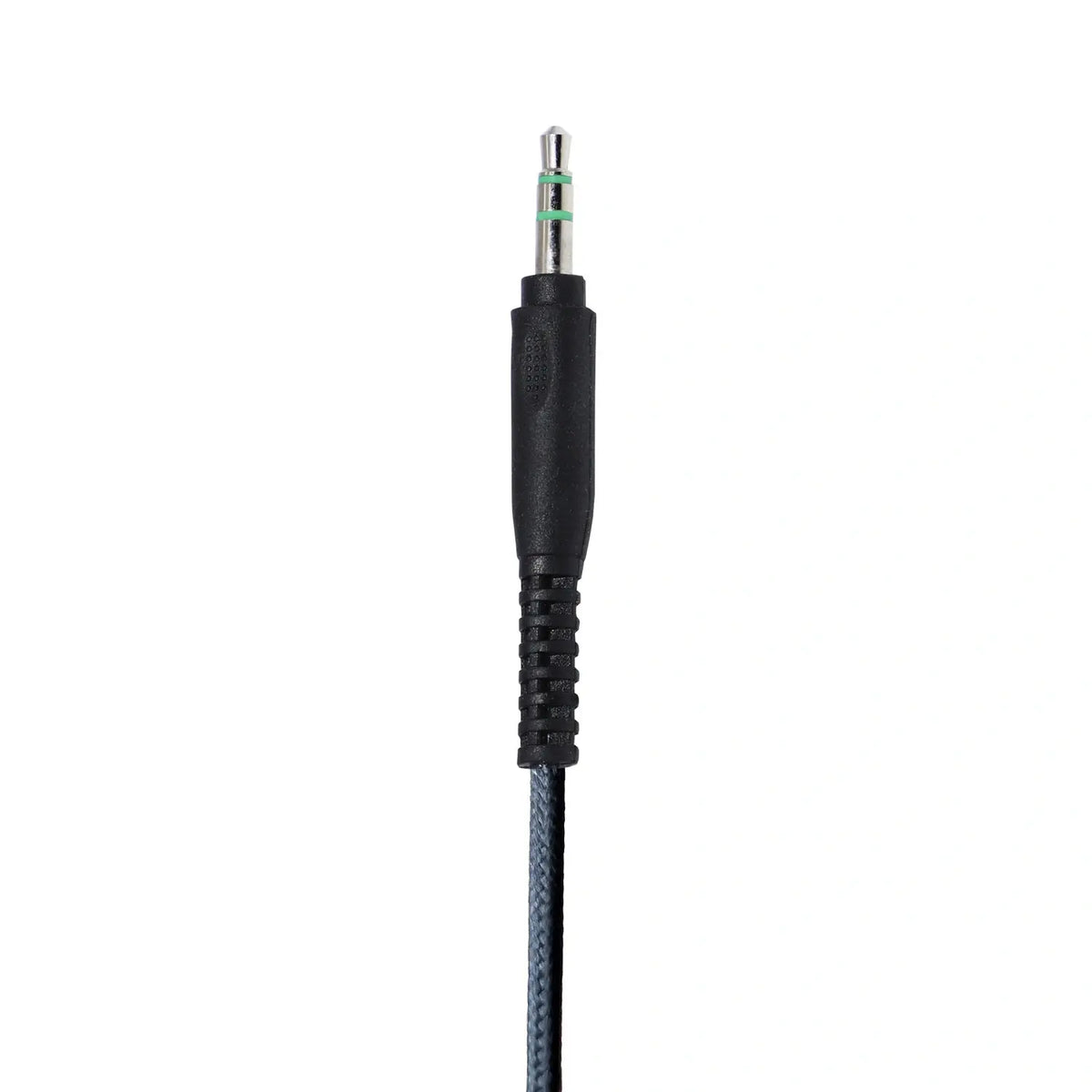 Avid AE-711 3.5mm plug close-up
