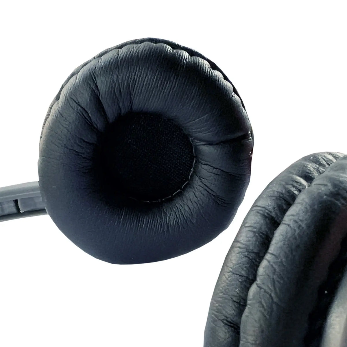 Close-up of Avid AE-711 cushioned earpads