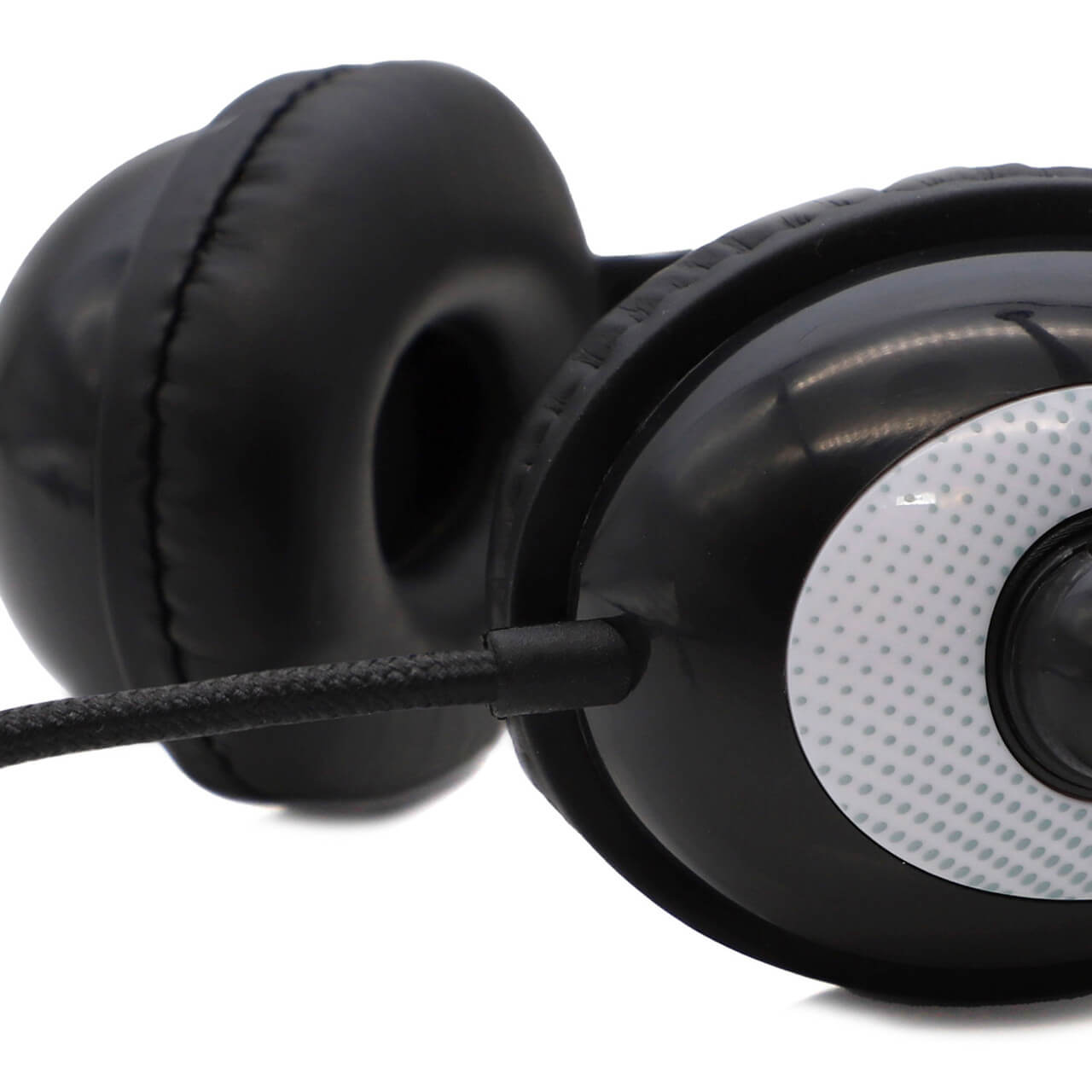 AE-36 USB-C Headset, comfortable headphones for education and remote learning, ideal for bulk school headphone packs.