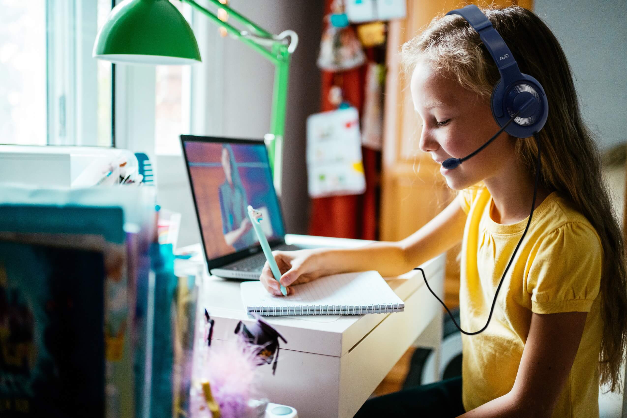 School Testing Headset with 3.5mm Plug (Blue/Black) - Learning Headphones