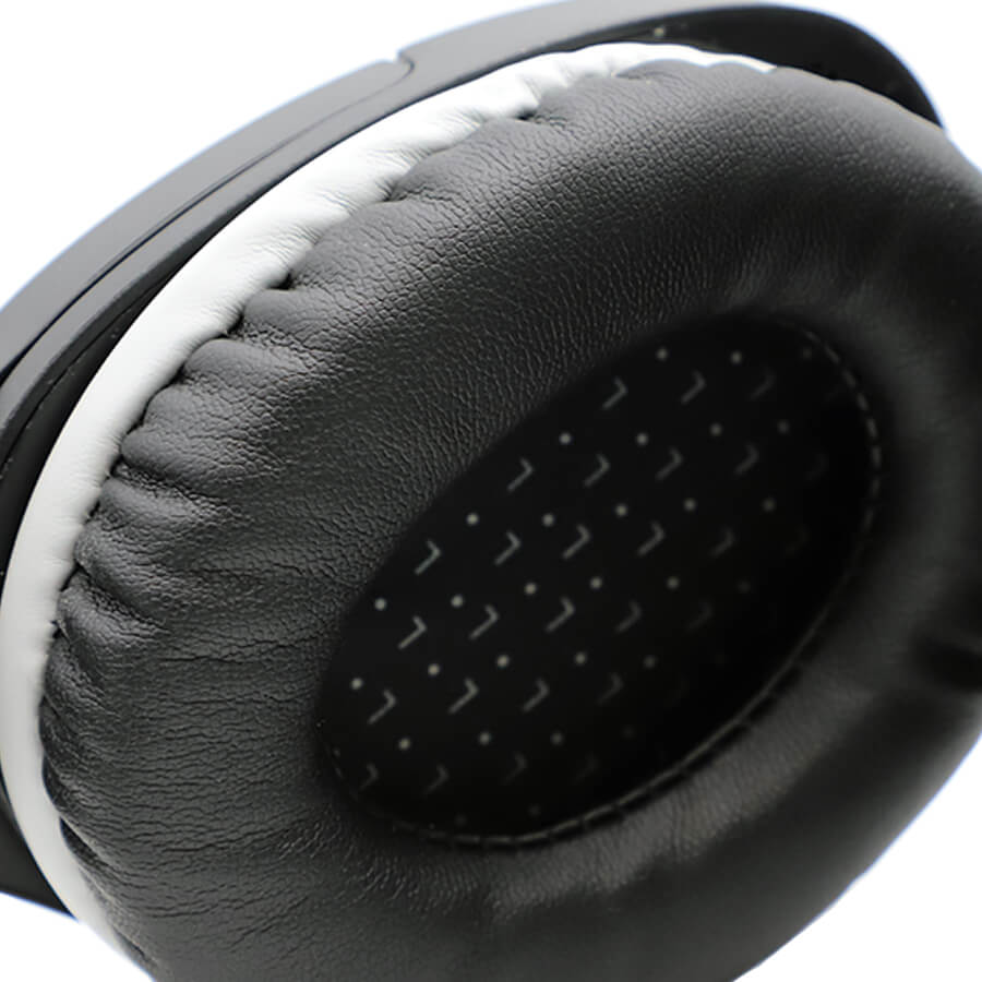 Close-up of AE-75 classroom headphones showing soft ear cushions for comfort in bulk school headphones.